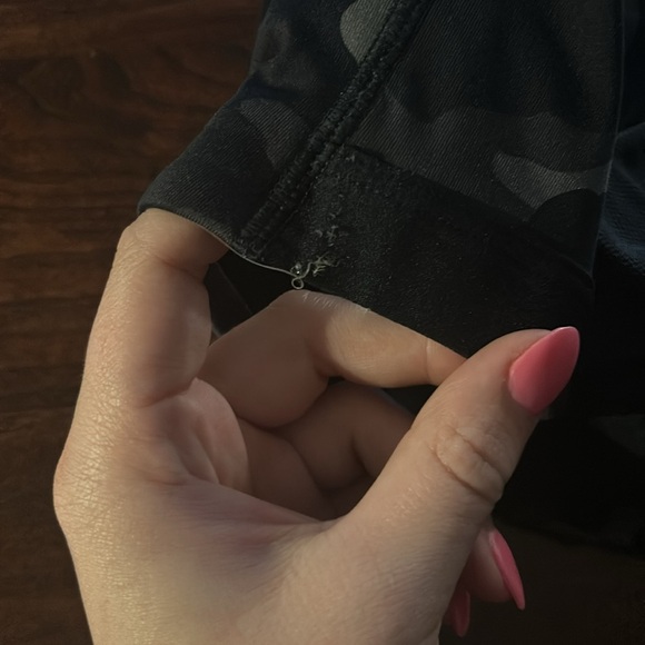 All In Motion Camouflage Padded Zip Front Sports Bra - Picture 4 of 5